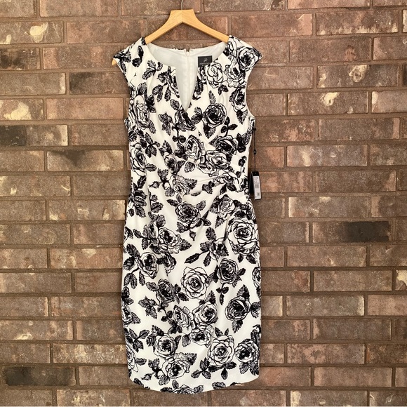 Adrianna Papell Dress - Picture 14 of 16